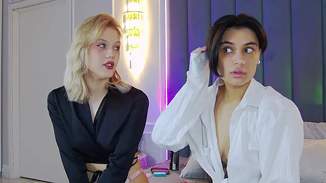 VioletAsh online show from 10/05/25, 04:33