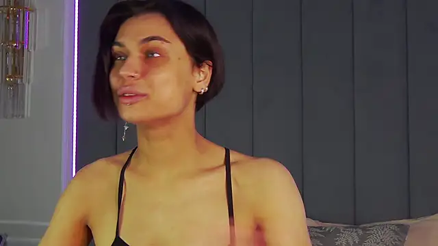 VioletAsh online show from 12/04/25, 04:44