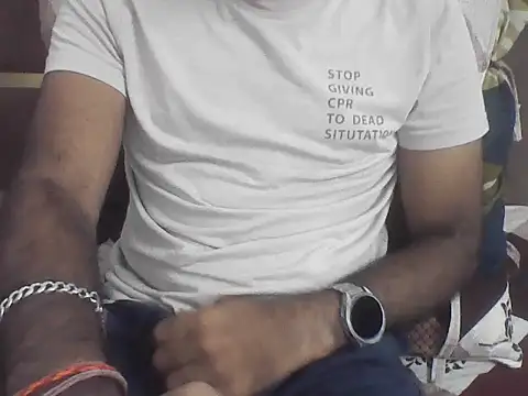 Snapshot of joshisdwe chatting on 11/04/25, 06:40 joshisdwe online show from 11/04/25, 06:40