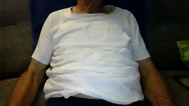 velikifant7 online show from 11/30/25, 07:40