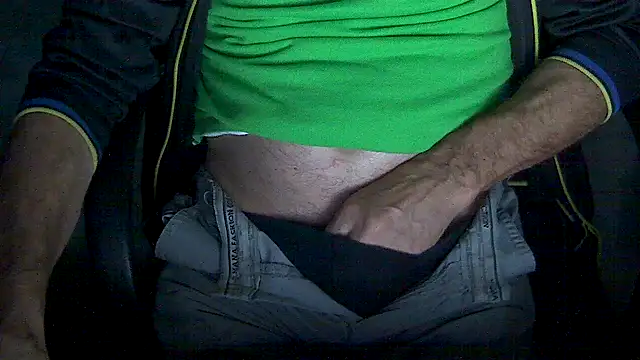 velikifant7 online show from 12/22/25, 05:48