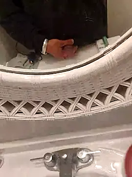 Snapshot of tukica56 chatting on 11/18/25, 10:09 tukica56 online show from 11/18/25, 10:09