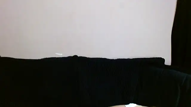   Leyla   online show from 11/20/25, 04:40