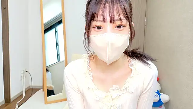 riri  nyan o0 online show from 02/06/26, 05:12