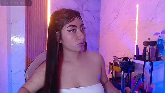 Sophia tf online show from 05/23/26, 10:03