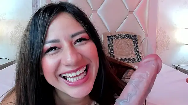 Snapshot of SeleneCarter chatting on 11/29/25, 01:08 SeleneCarter online show from 11/29/25, 01:08