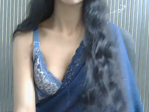 Snapshot of Exotic_Shikha chatting on 01/12/26, 04:18 Exotic Shikha online show from 01/12/26, 04:18
