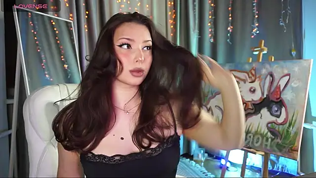 Lucy louras online show from 11/14/25, 12:37