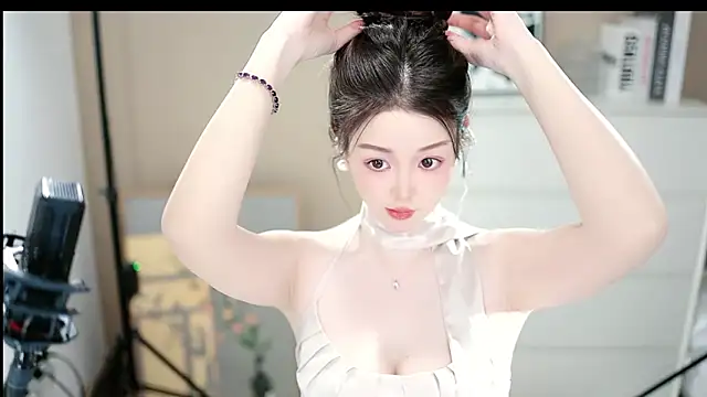 abbyli12 online show from 12/22/25, 03:53