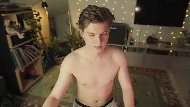 RusBradPitt online show from 03/02/26, 04:47