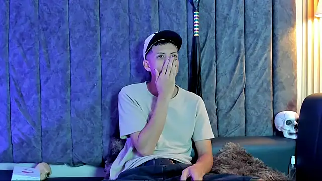 DustinandJordan online show from 09/24/25, 04:49