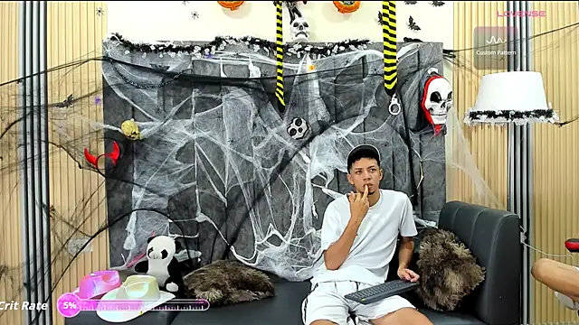 DustinandJordan online show from 10/19/25, 04:57