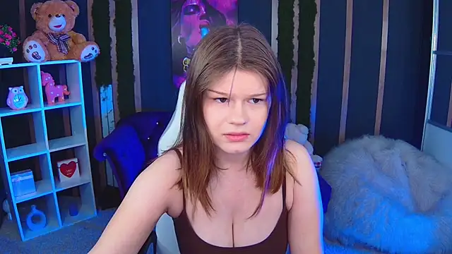 Lunamytrend online show from 12/01/25, 12:10