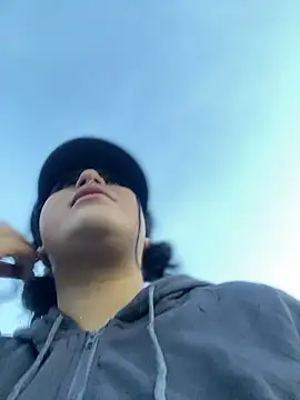 Tokio Sakura online show from 01/08/26, 11:07