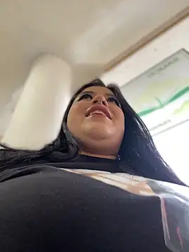 Tokio Sakura online show from 03/28/26, 10:53