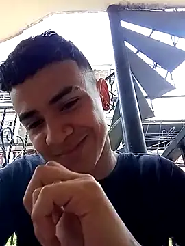 Snapshot of Andres_theking chatting on 02/28/26, 05:47 Andres theking online show from 02/28/26, 05:47