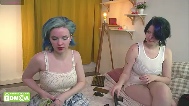 bluebeell online show from 04/20/26, 01:58