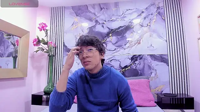 Desire Ecstasy online show from 10/21/25, 01:12