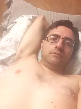 Snapshot of Gearsuit chatting on 09/30/25, 12:04 Gearsuit online show from 09/30/25, 12:04