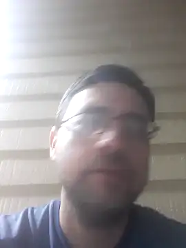 Snapshot of Gearsuit chatting on 10/16/25, 05:08 Gearsuit online show from 10/16/25, 05:08