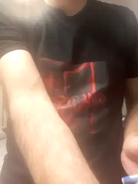 Snapshot of Gearsuit chatting on 10/17/25, 10:51 Gearsuit online show from 10/17/25, 10:51