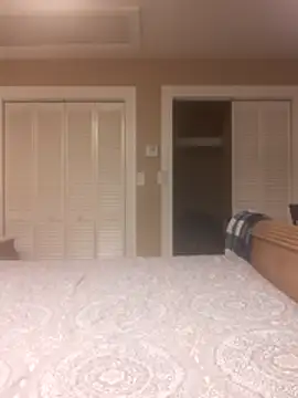 Snapshot of Gearsuit chatting on 11/18/25, 09:08 Gearsuit online show from 11/18/25, 09:08