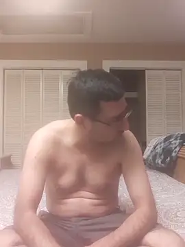 Snapshot of Gearsuit chatting on 12/13/25, 08:36 Gearsuit online show from 12/13/25, 08:36