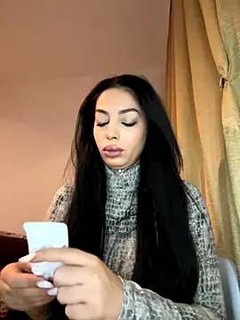 Bella Vixen  online show from 10/31/25, 08:32