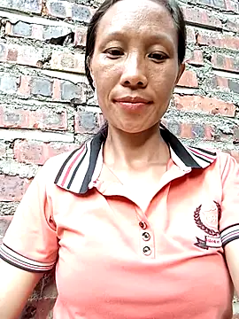 Lisa pusy online show from 10/02/25, 01:45