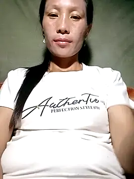 Lisa pusy online show from 10/06/25, 04:43