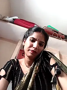 Snapshot of Riya_jaan12 chatting on 10/07/25, 06:32 Riya jaan12 online show from 10/07/25, 06:32