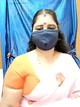 Snapshot of sushma26 chatting on 09/19/25, 07:32 sushma26 online show from 09/19/25, 07:32