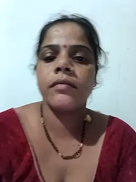 Snapshot of Setty54 chatting on 10/19/25, 09:37 Setty54 online show from 10/19/25, 09:37