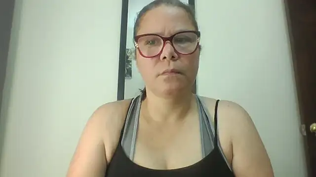 Snapshot of latinamaster chatting on 01/18/26, 11:25 latinamaster online show from 01/18/26, 11:25