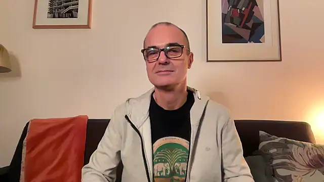 Milkywaymen online show from 11/24/25, 04:29