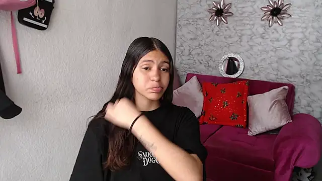 Evagirl69 online show from 12/16/25, 06:24