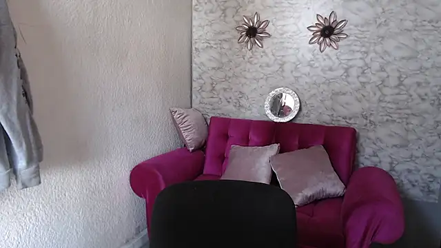 Evagirl69 online show from 04/22/26, 12:39