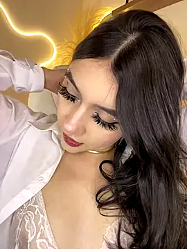 Snapshot of Zoe_Serrat chatting on 12/15/25, 12:53 Zoe Serrat online show from 12/15/25, 12:53