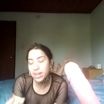 Snapshot of Souphicherry chatting on 11/07/25, 03:45 Souphicherry online show from 11/07/25, 03:45