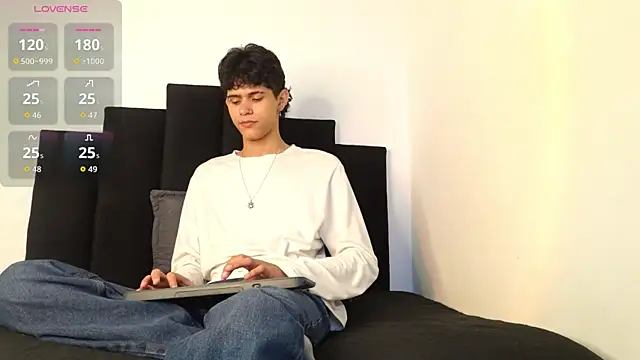 alexmark  online show from 12/15/25, 01:37