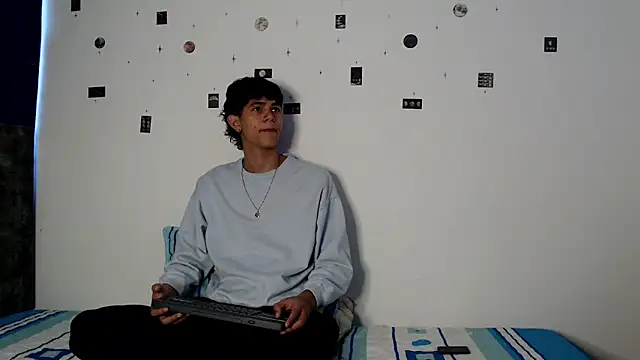 alexmark  online show from 03/26/26, 01:38