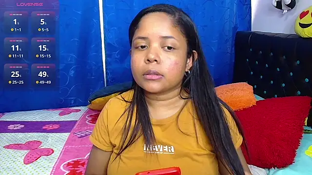 Snapshot of melikaronit2 chatting on 10/23/25, 05:44 melikaronit2 online show from 10/23/25, 05:44