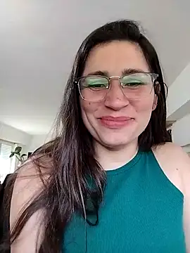 Snapshot of LolatuMiel chatting on 09/16/25, 11:11 LolatuMiel online show from 09/16/25, 11:11