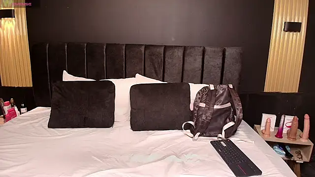 Snapshot of SexyRachel_ chatting on 09/29/25, 11:37 SexyRachel online show from 09/29/25, 11:37