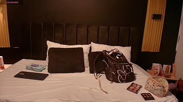 Snapshot of SexyRachel_ chatting on 10/05/25, 11:41 SexyRachel online show from 10/05/25, 11:41