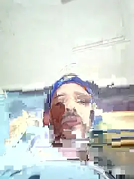 Snapshot of Danypeluche chatting on 09/20/25, 08:10 Danypeluche online show from 09/20/25, 08:10