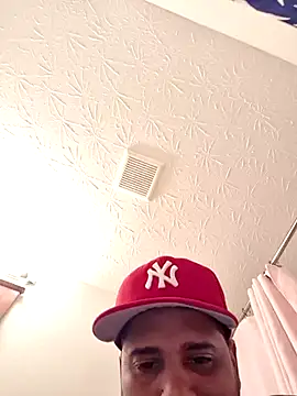 Snapshot of Danypeluche chatting on 11/09/25, 03:43 Danypeluche online show from 11/09/25, 03:43