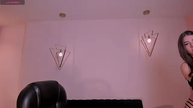 TiffannySins online show from 10/28/25, 04:16