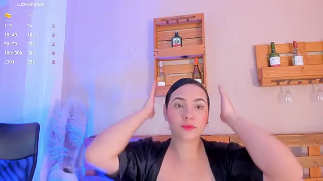  miss mia online show from 11/13/25, 10:47