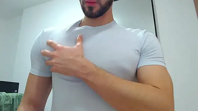 Snapshot of MARK_CHEST chatting on 10/16/25, 10:55 MARK CHEST online show from 10/16/25, 10:55